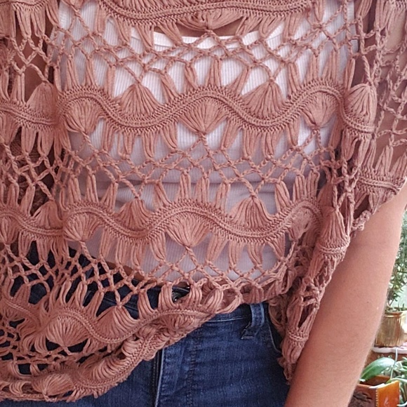 Rose Macrame Sweater - Picture 3 of 7